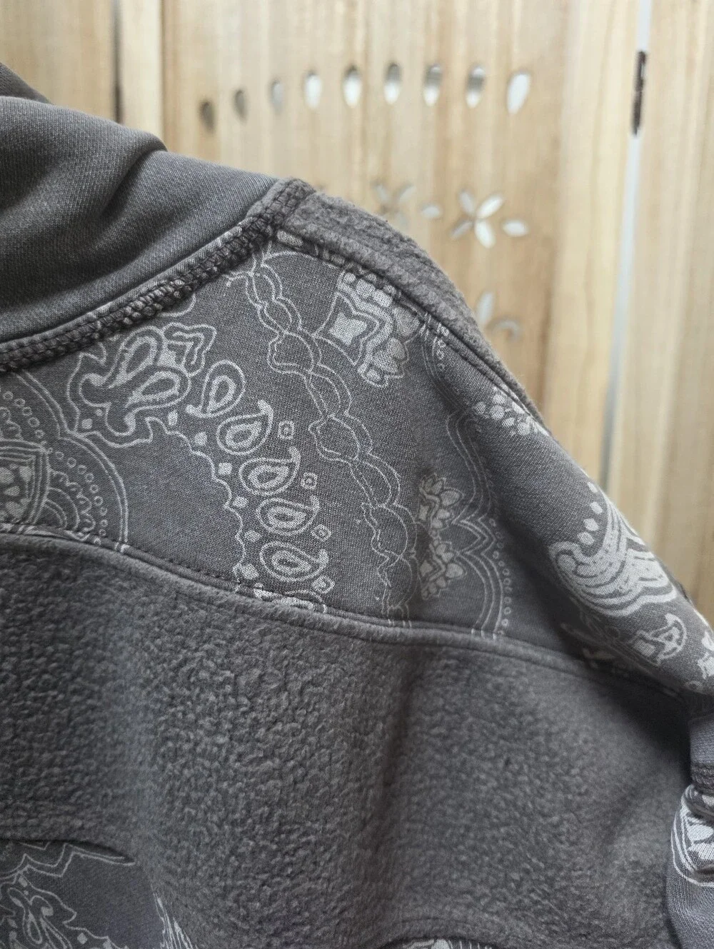 NWT FP Movement Final Call Logo Bandana Hoodie - Picture 6 of 12